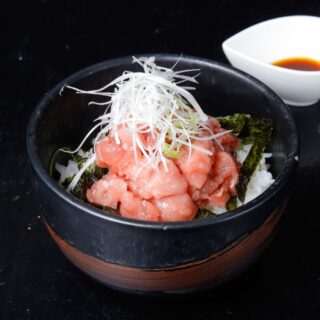 本マグロ中落ち丼