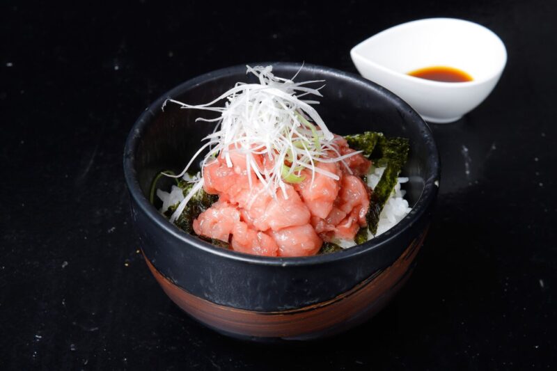 本マグロ中落ち丼